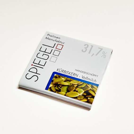 Vollmilch Schokolade-mit Kürbiskernen