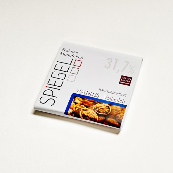 Vollmilch Schokolade-mit Walnüssen